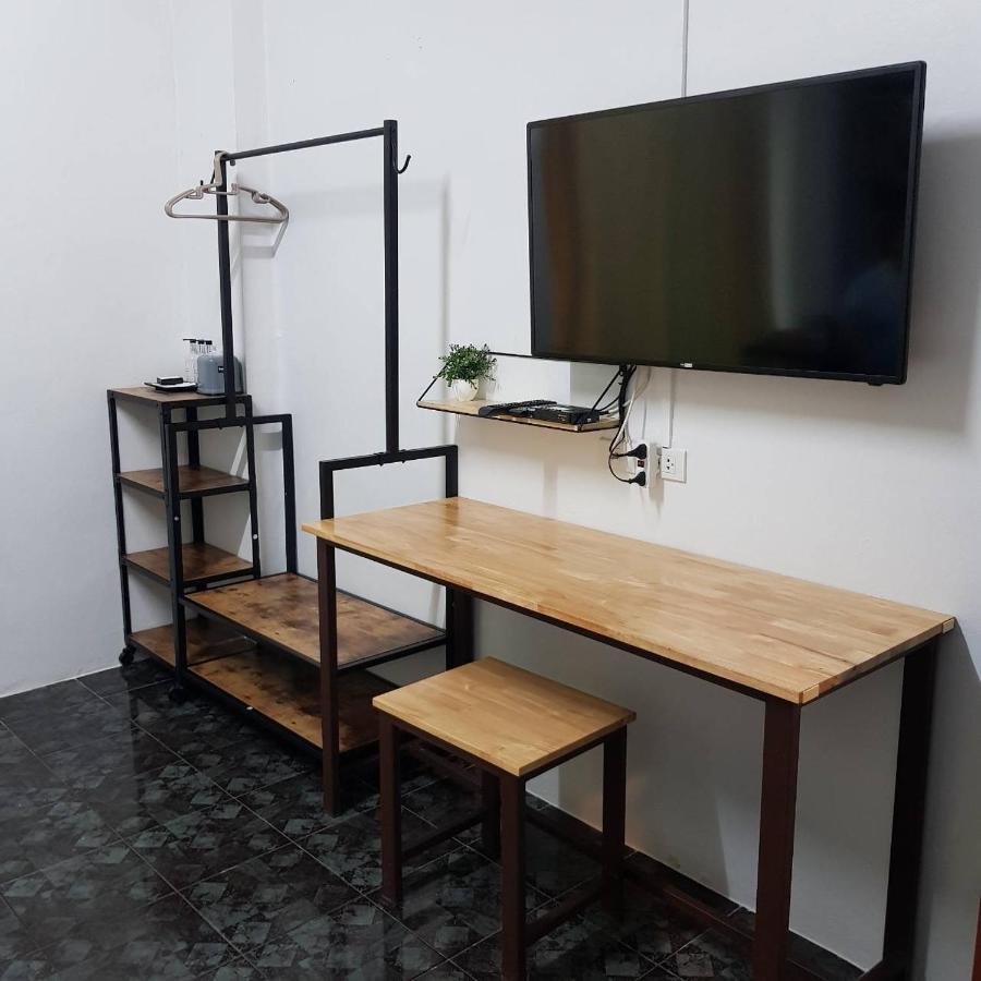 בנגקוק Ada Apartment - อาดา อพาร์ทเมนท์ מראה חיצוני תמונה